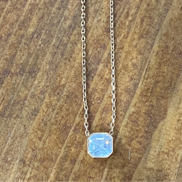 henri bendel Jewelry - NWOT Henri Bendel Asher Cut CZ Solitaire rose gold tone